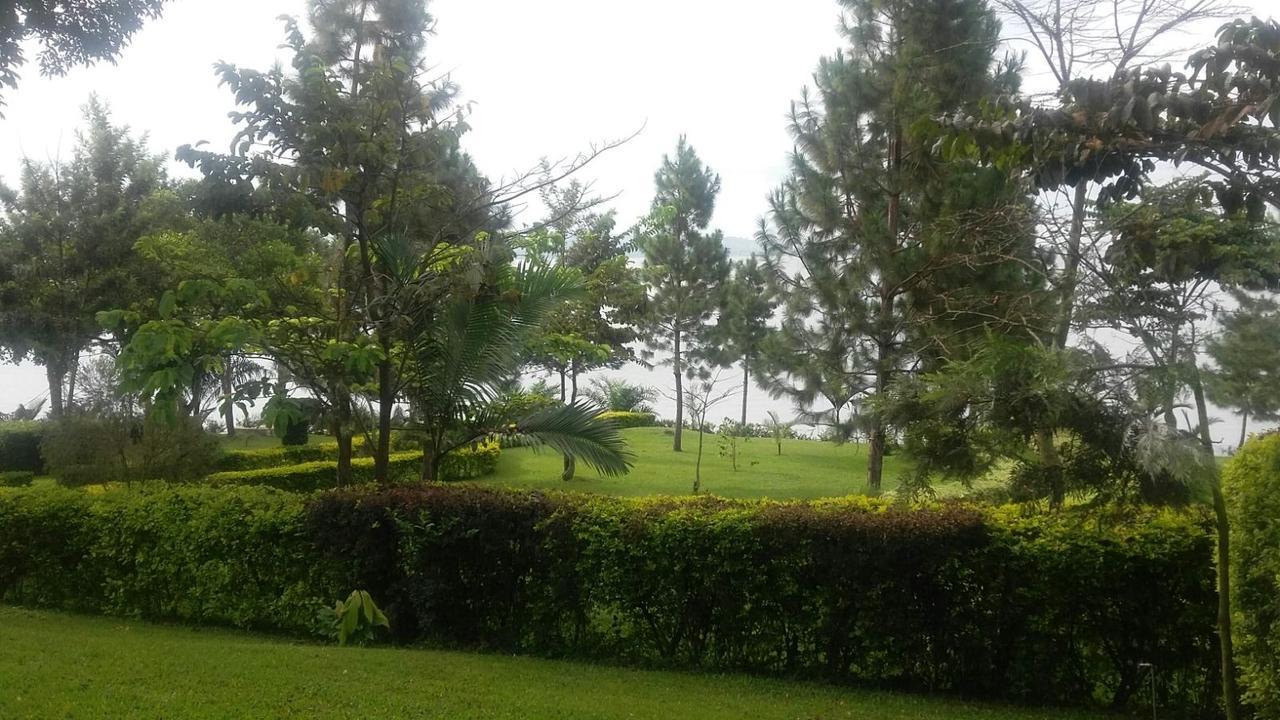 Lakeside Escape - Uganda Mpenja Exterior photo